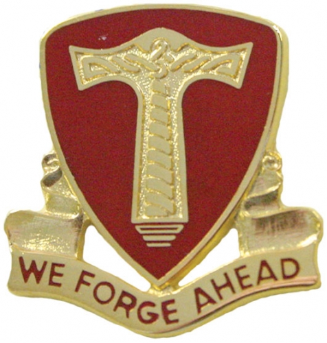 18 SPT BN  (WE FORGE AHEAD)   