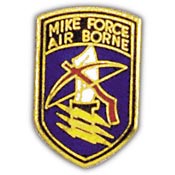 MIKE FORCE AIRBORNE CROSS BOW PIN 1"  